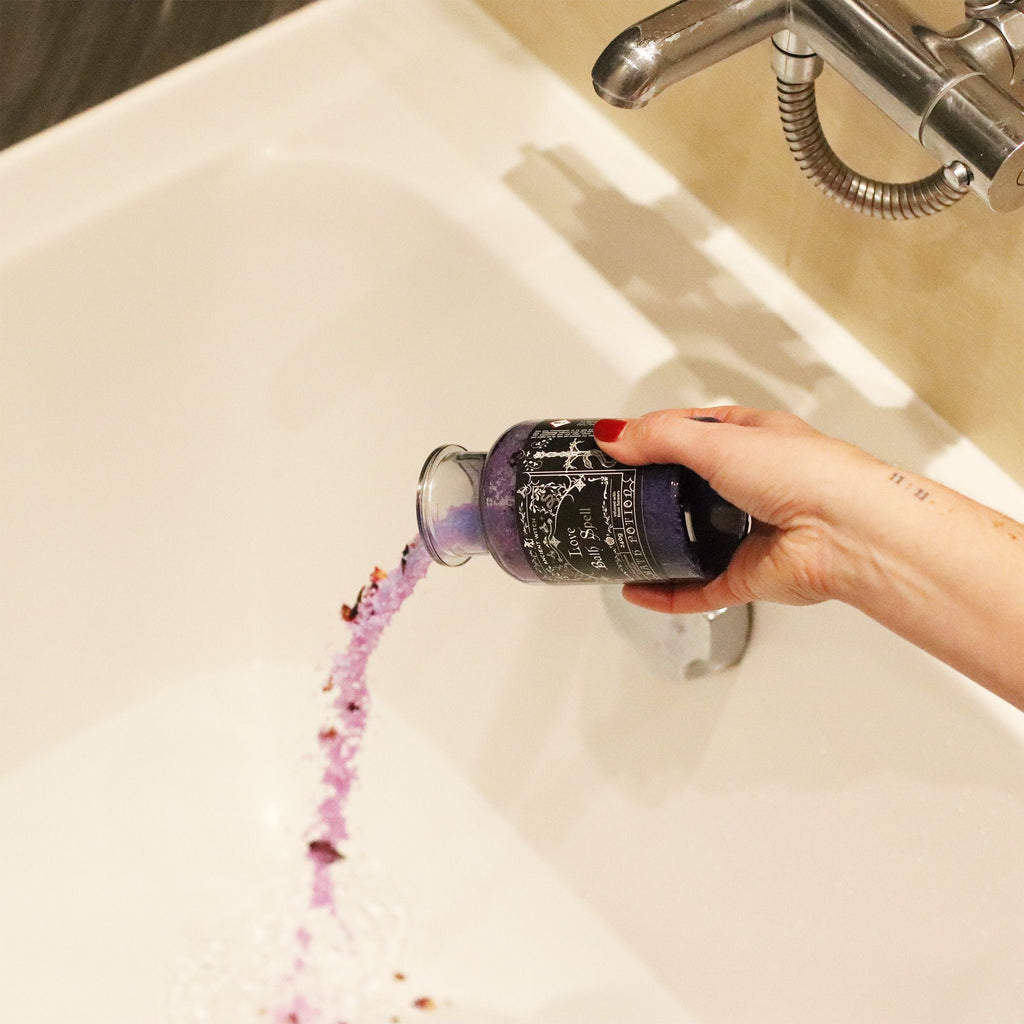 Poción de baño Brujas Antiguas Amor con cuarzo rosa 240 g
