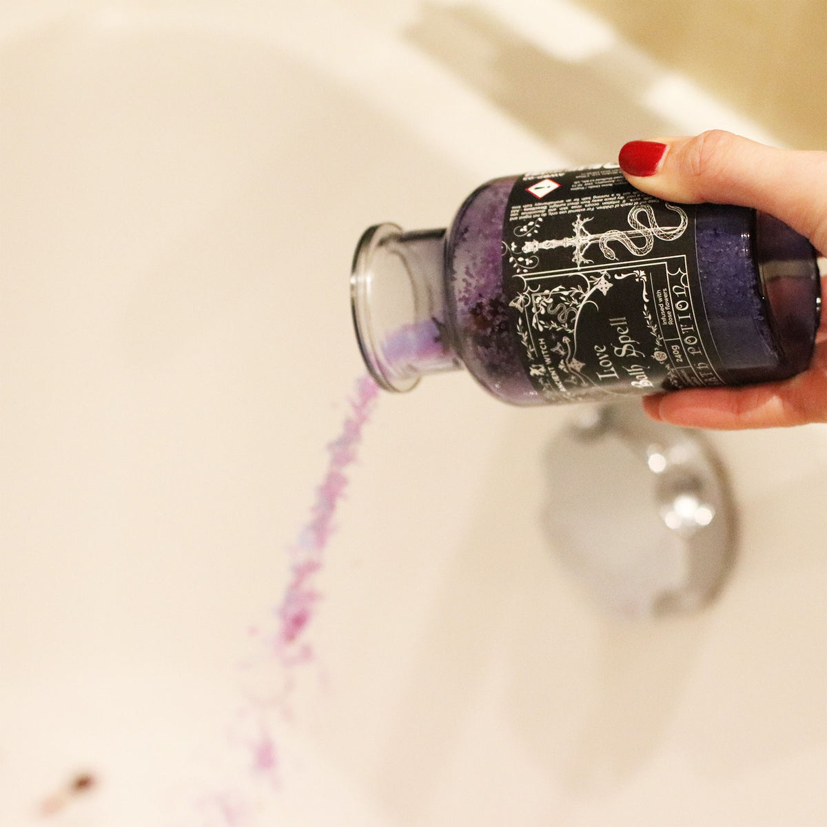 Poción de baño Brujas Antiguas Amor con cuarzo rosa 240 g