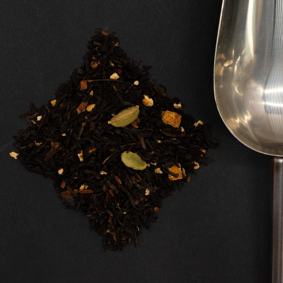 Lata Té negro Magia Negra 50 g
