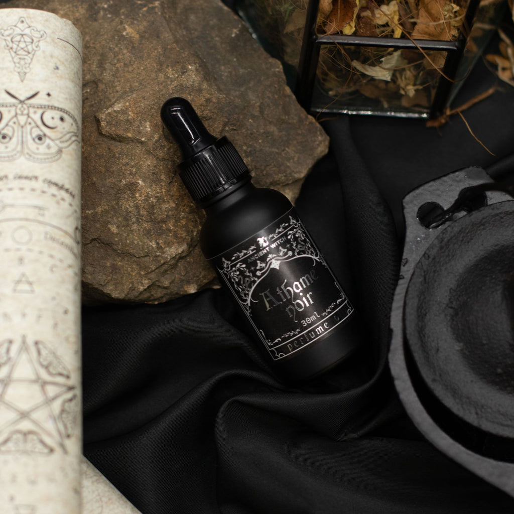 Aceite perfumado Brujas Antiguas Athame Noir